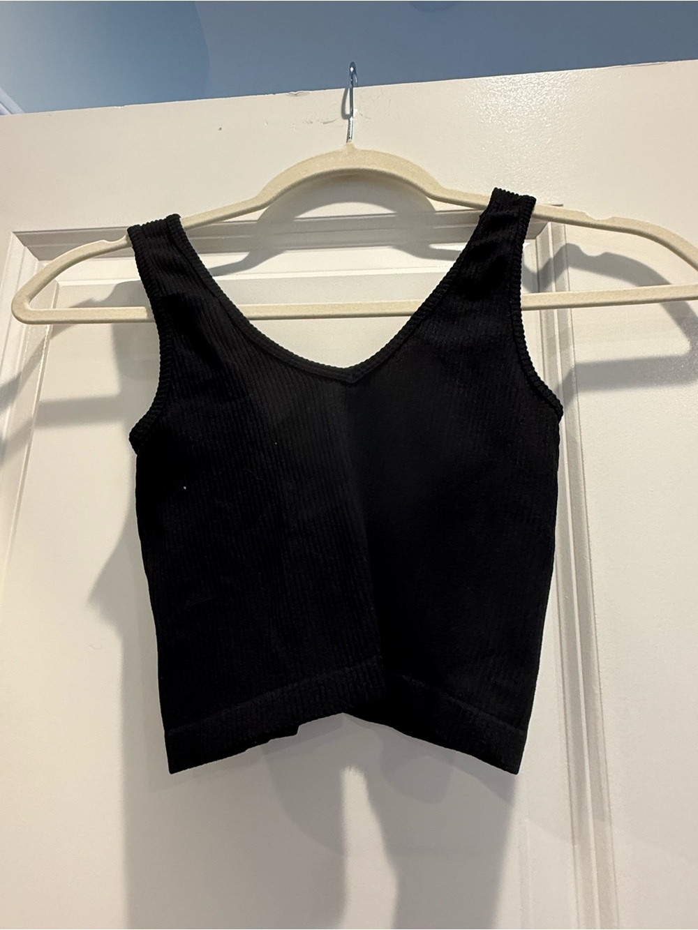 Suzette black cropped tank OS